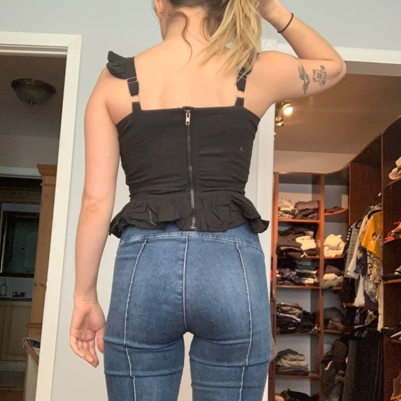 Floral Flared Tank Top - Picture 5 of 5